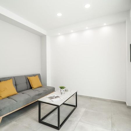 Kiani Apts Каливес Экстерьер фото
