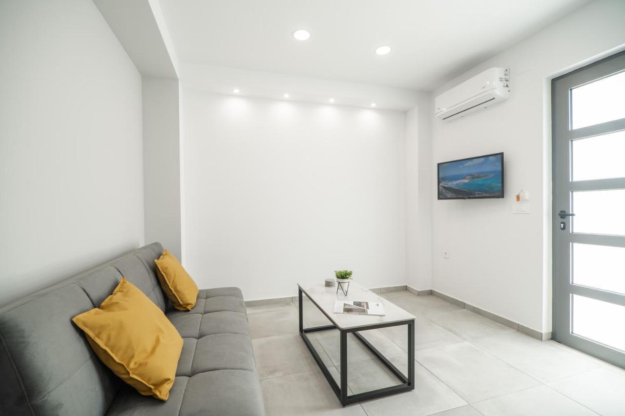 Kiani Apts Каливес Экстерьер фото